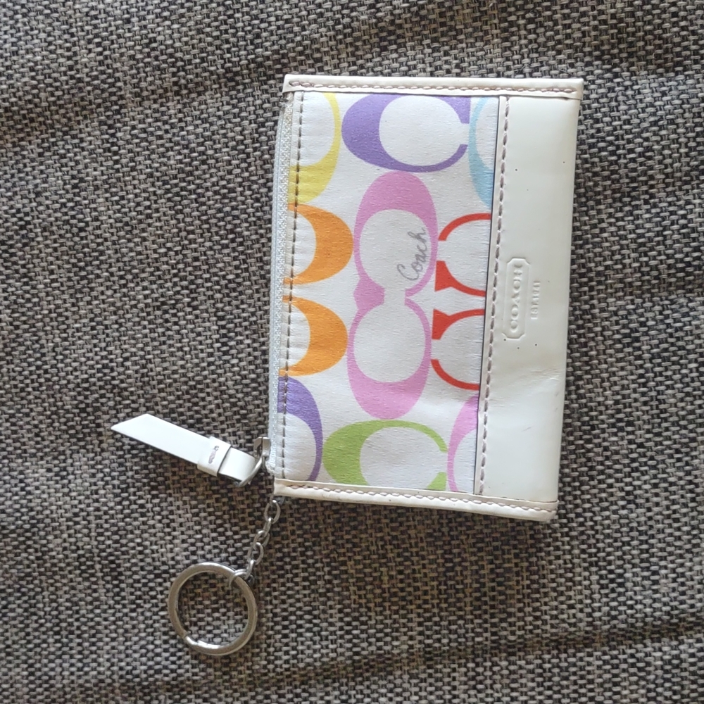 Coach logo keychain wallet